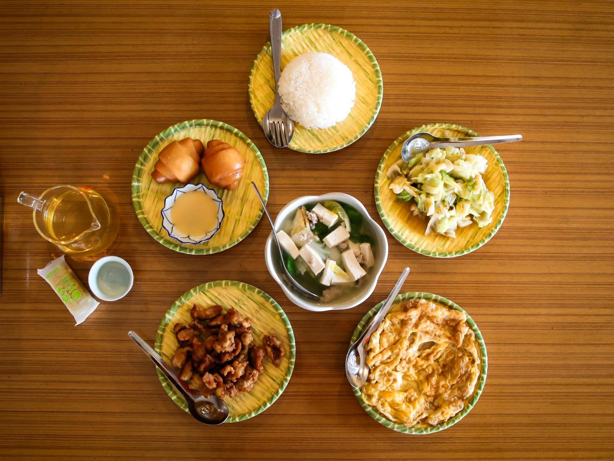 Longlai Kezhan Ban Rak Thai Екстериор снимка